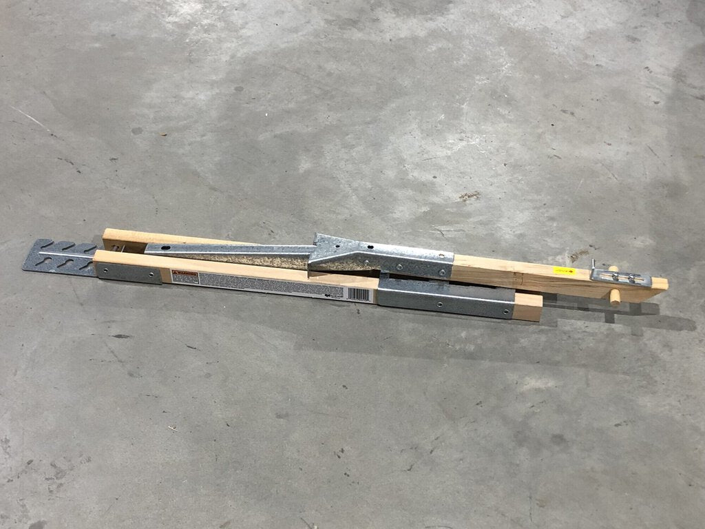 Adjustable Wood / Steel Roof Bracket