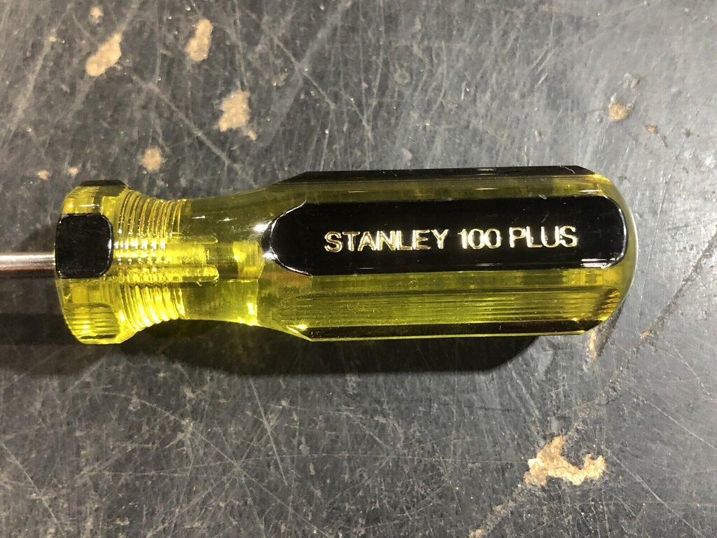 Extra Light Blade Cabinet Tip Screwdriver