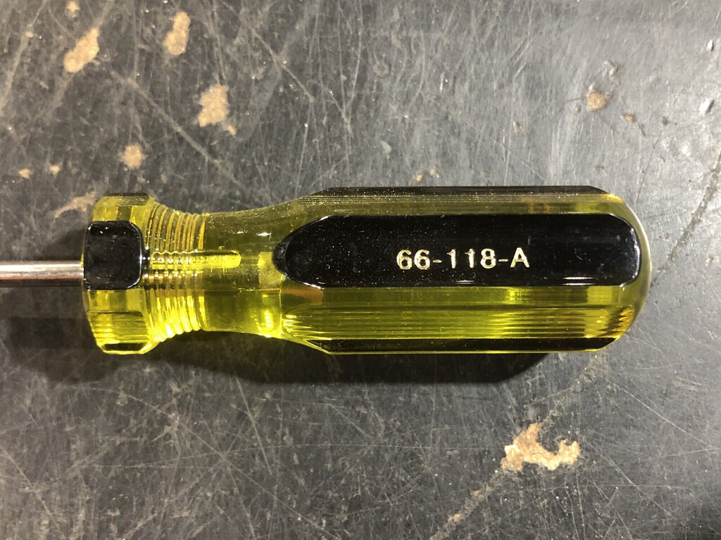 Extra Light Blade Cabinet Tip Screwdriver