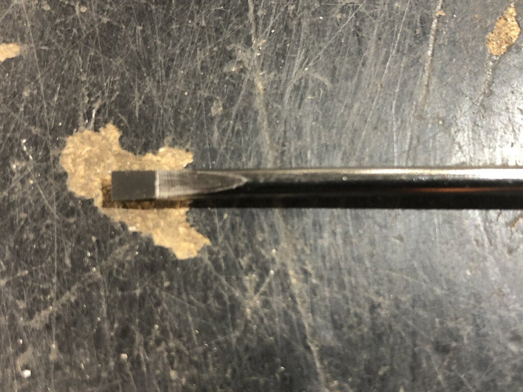 Extra Light Blade Cabinet Tip Screwdriver