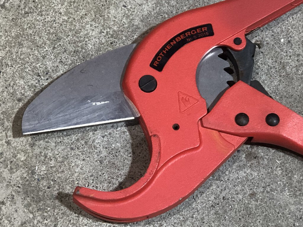 Ratcheting Plastic Pipe Shears