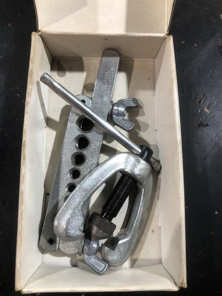 Flaring Tool