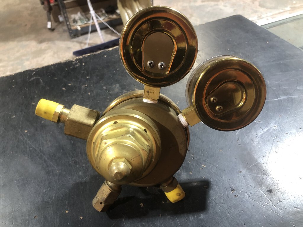 2-Stage Manifold Regulator, Oxygen