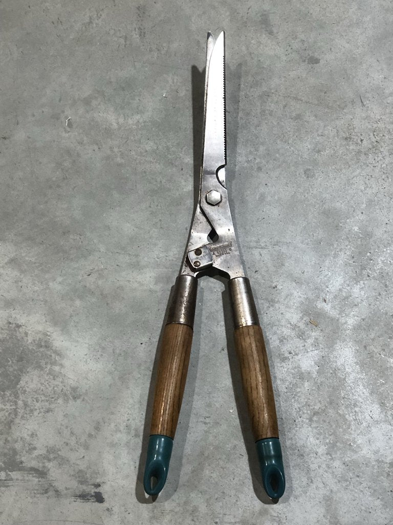Hedge Clippers / Shears