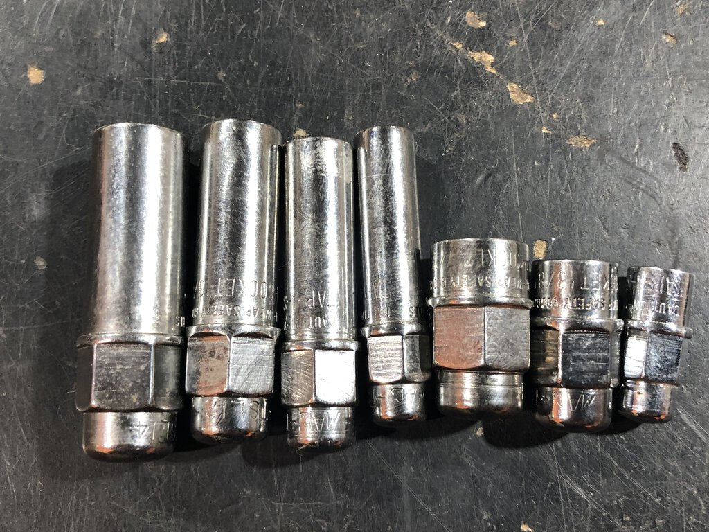 TAP-A-Ratcheting T-Handle Tap WrenchSOCKET Set