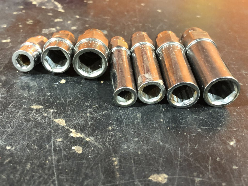 TAP-A-Ratcheting T-Handle Tap WrenchSOCKET Set