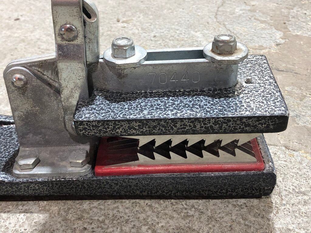 Lockjaws Carpet Clamp