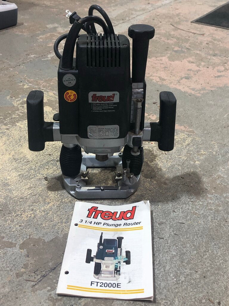 Corded Plunge Router