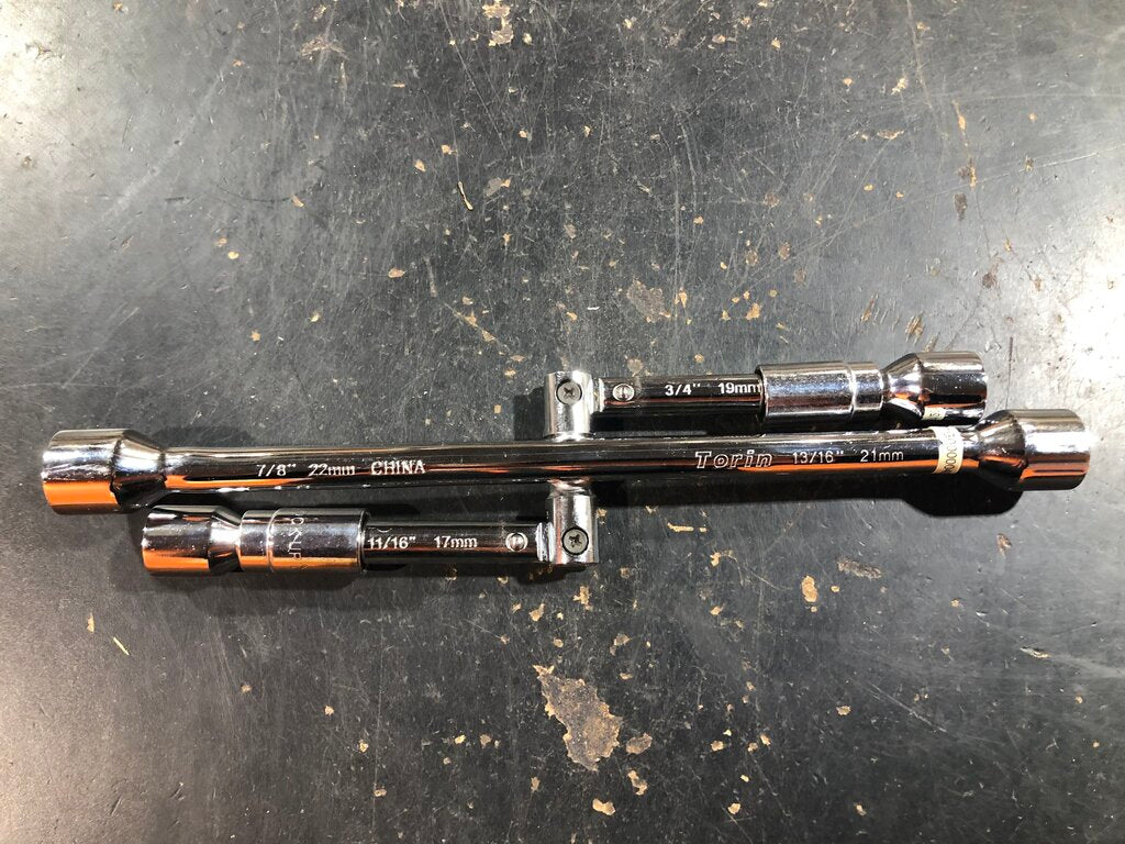 4-Way Folding Lug Wrench