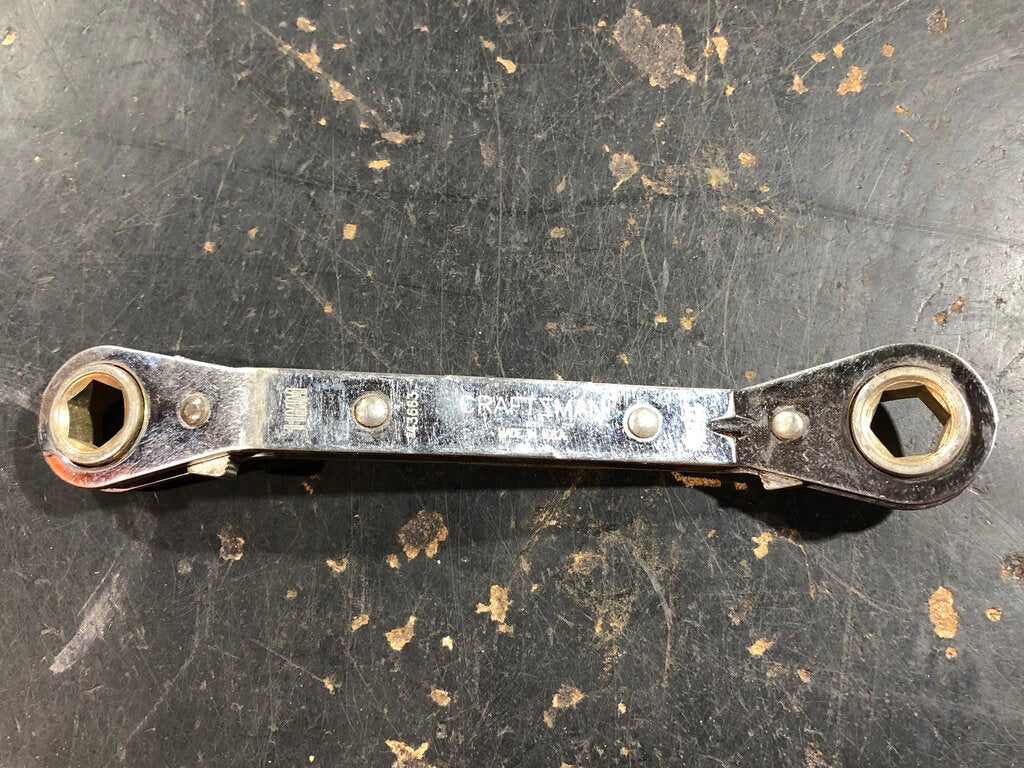 Ratcheting Offset Box Wrench