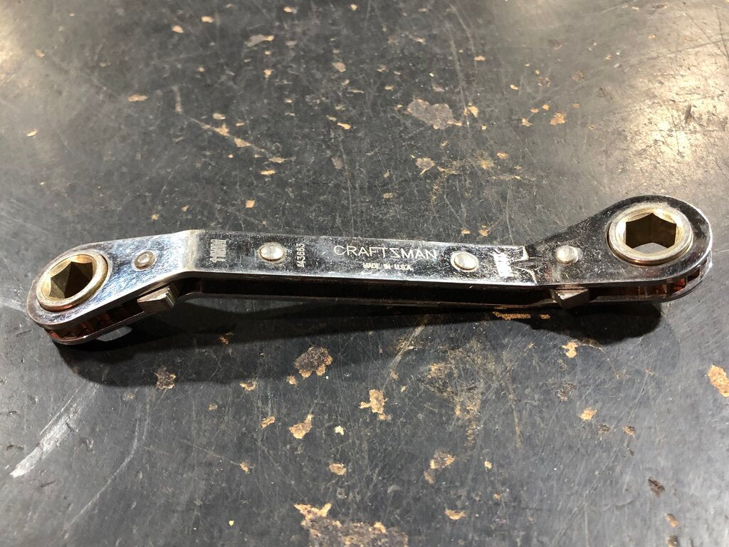 Ratcheting Offset Box Wrench