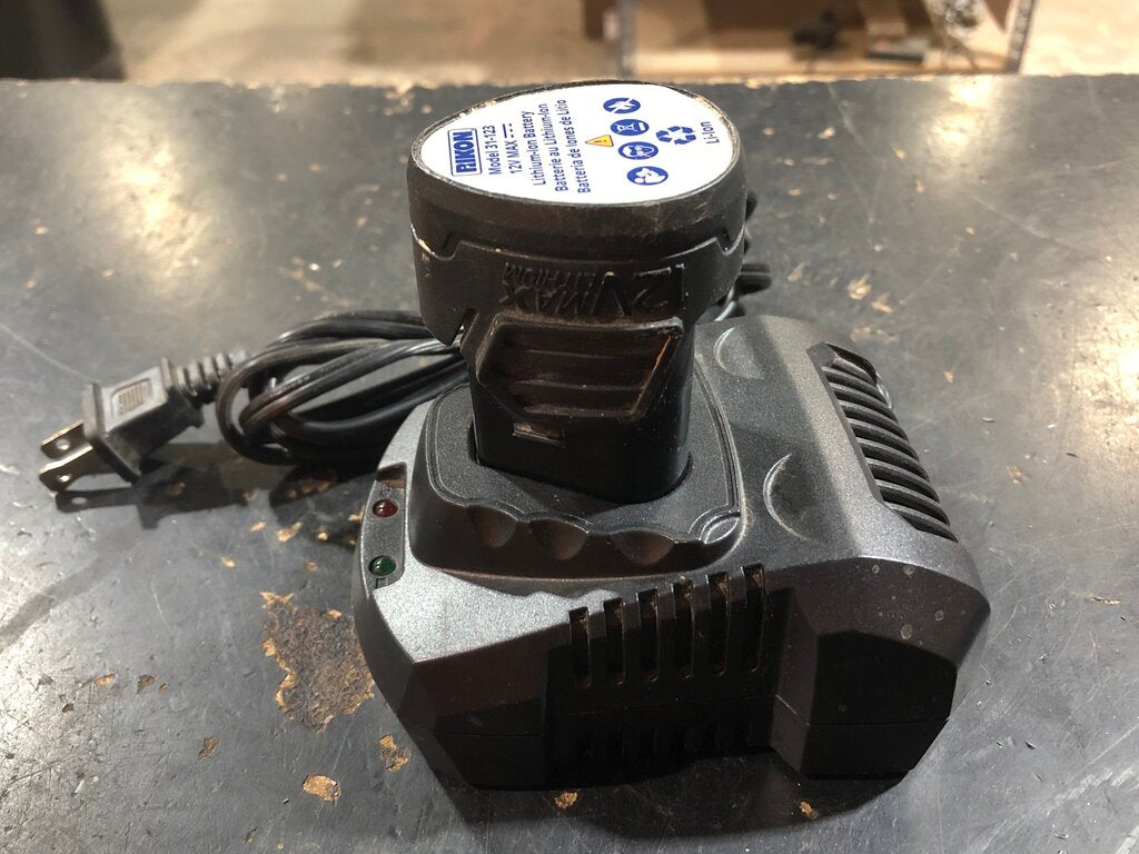 Battery & Charger