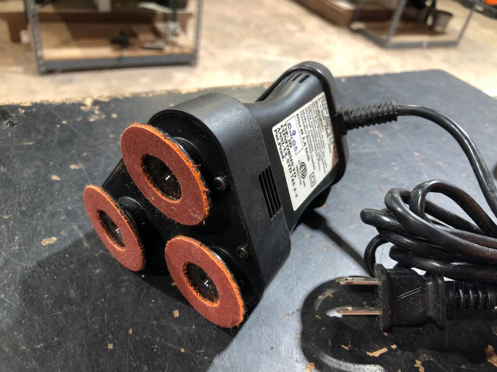 Corded 3-D Sander