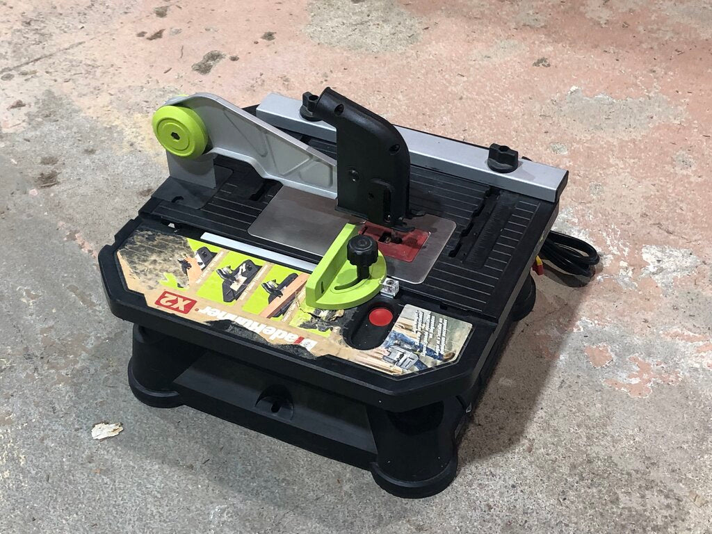Portable Tabletop Saw