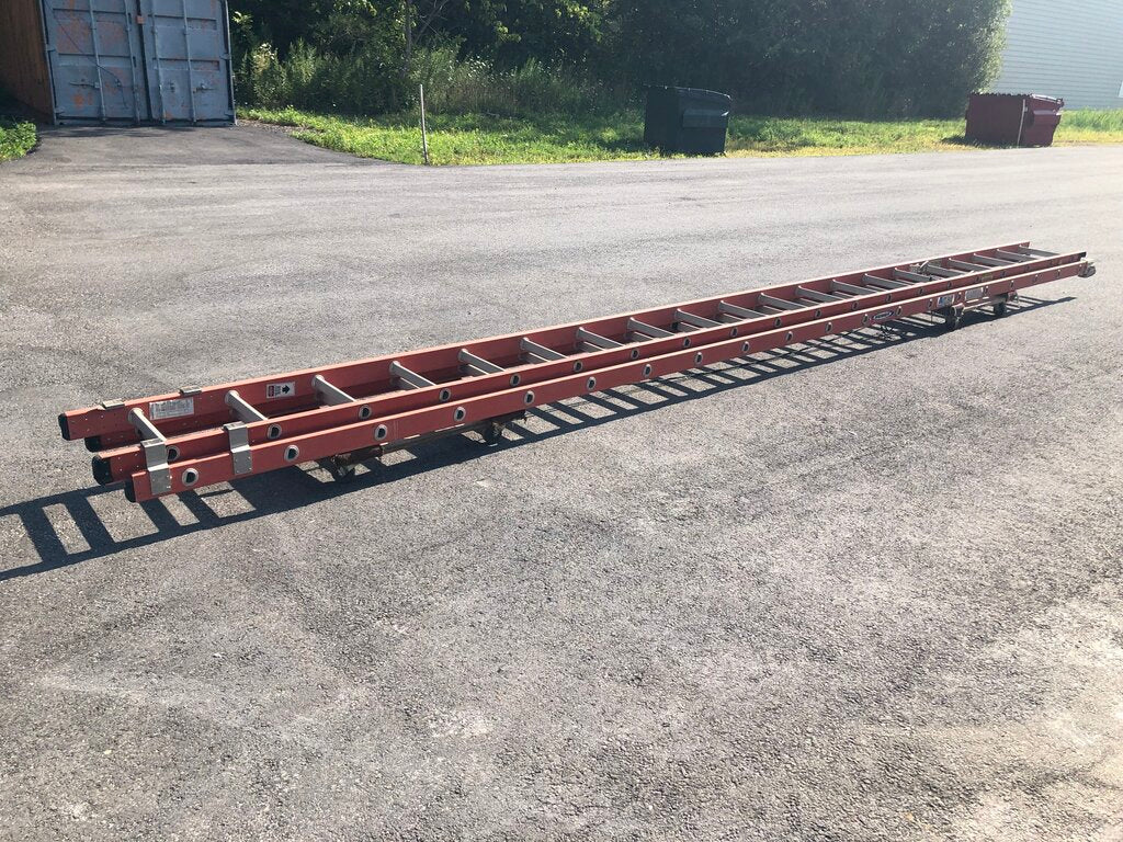 Fiberglass Extension Ladder