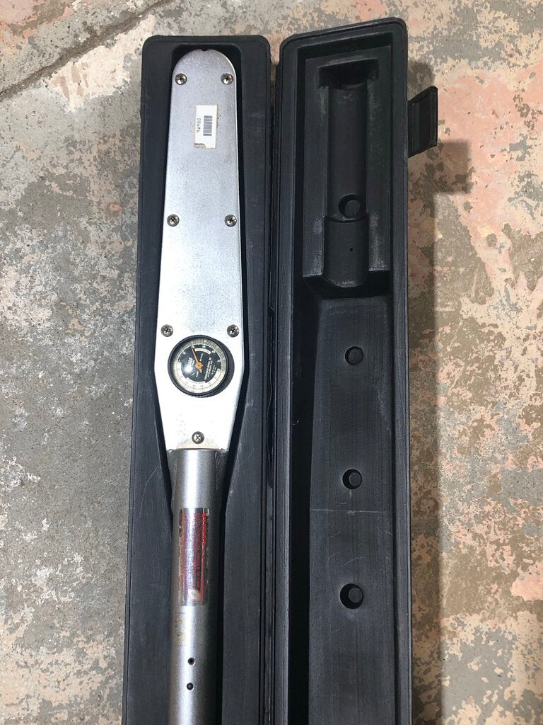 Dial Torque Wrench