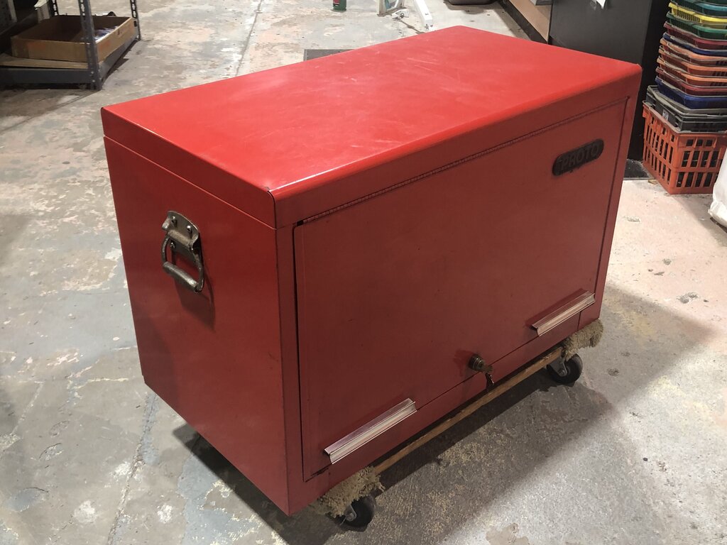 12-Drawer Tool Chest