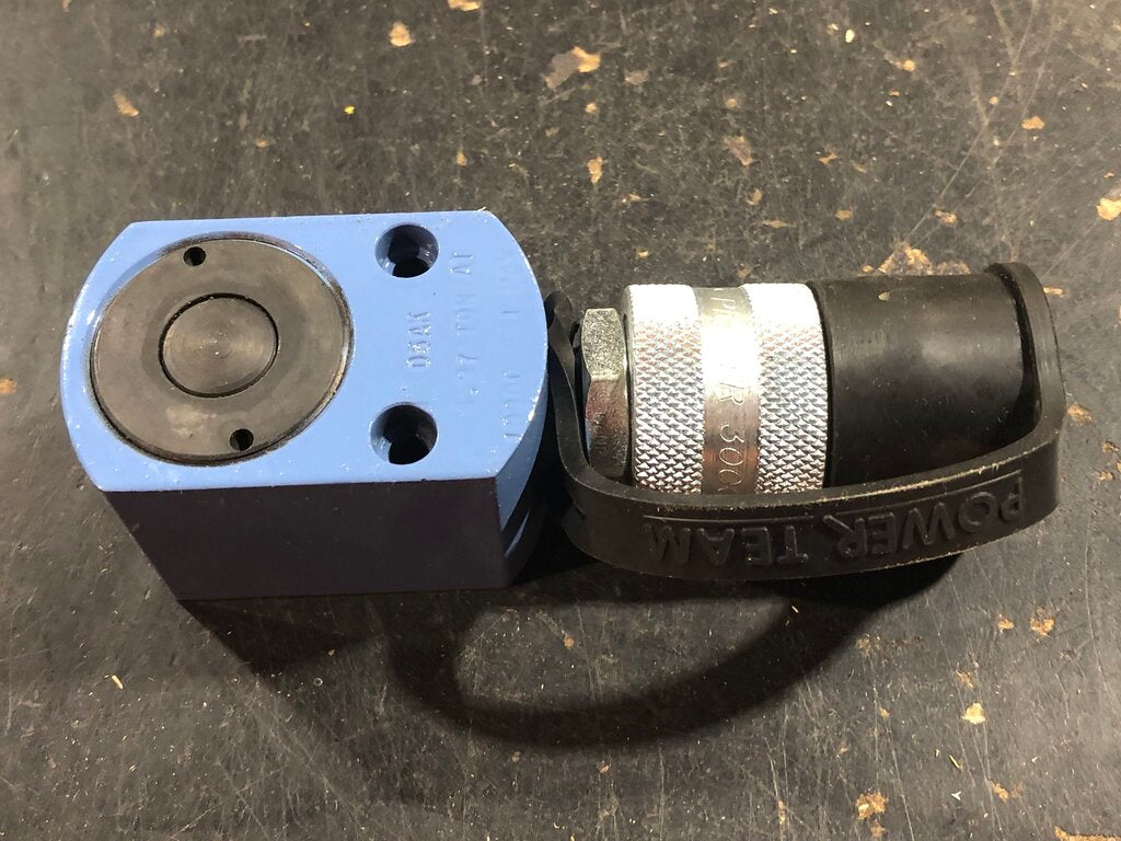 Single Acting Cylinder with Half Coupler