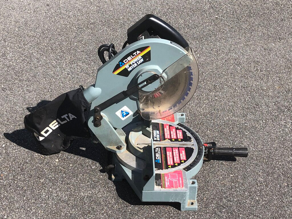 Corded Power Miter Saw