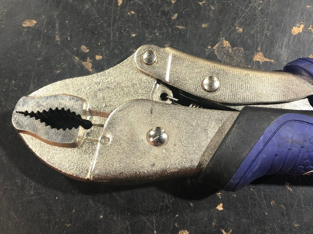 Locking Pliers