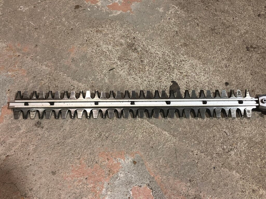 Cordless Hedge Trimmer Attachment