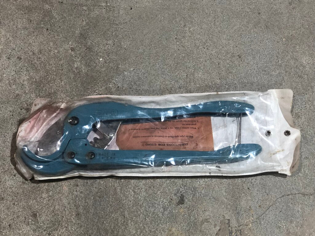 PVC Pipe Cutter