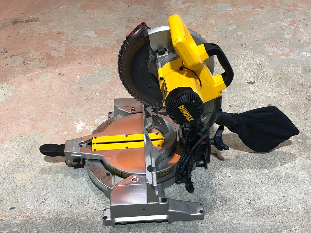 Corded Compound Miter Saw