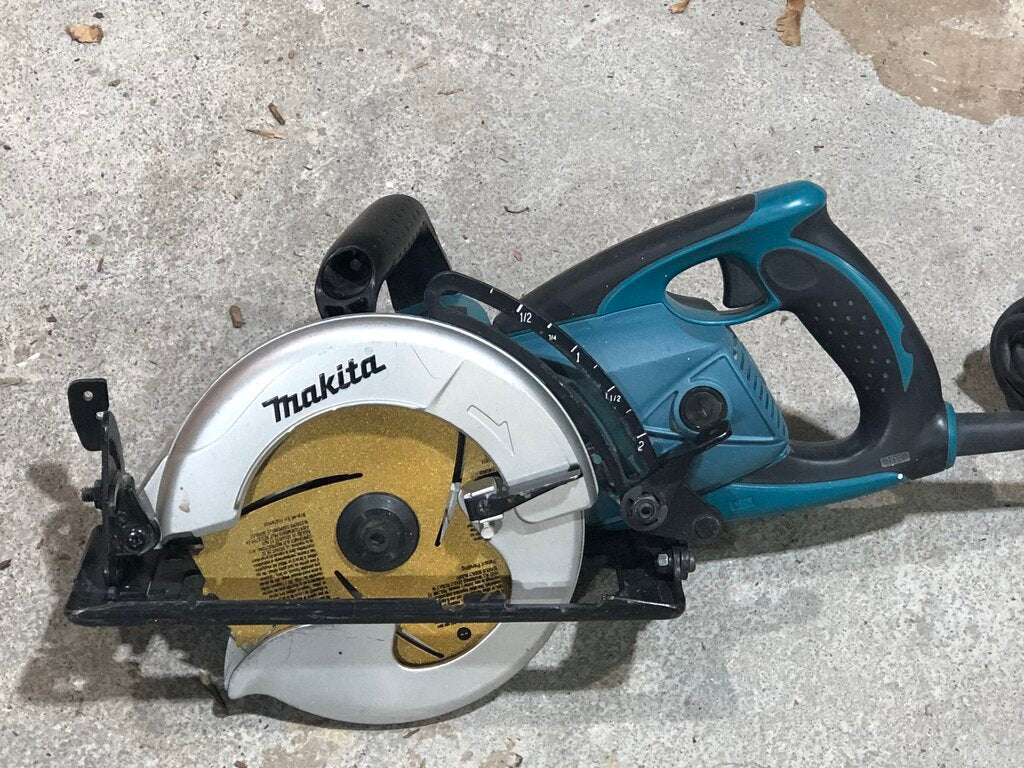 Corded Hypoid Circular Saw