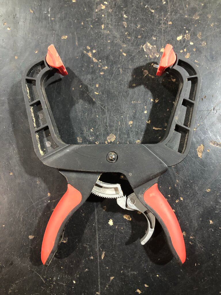 Ratcheting Hand Clamp