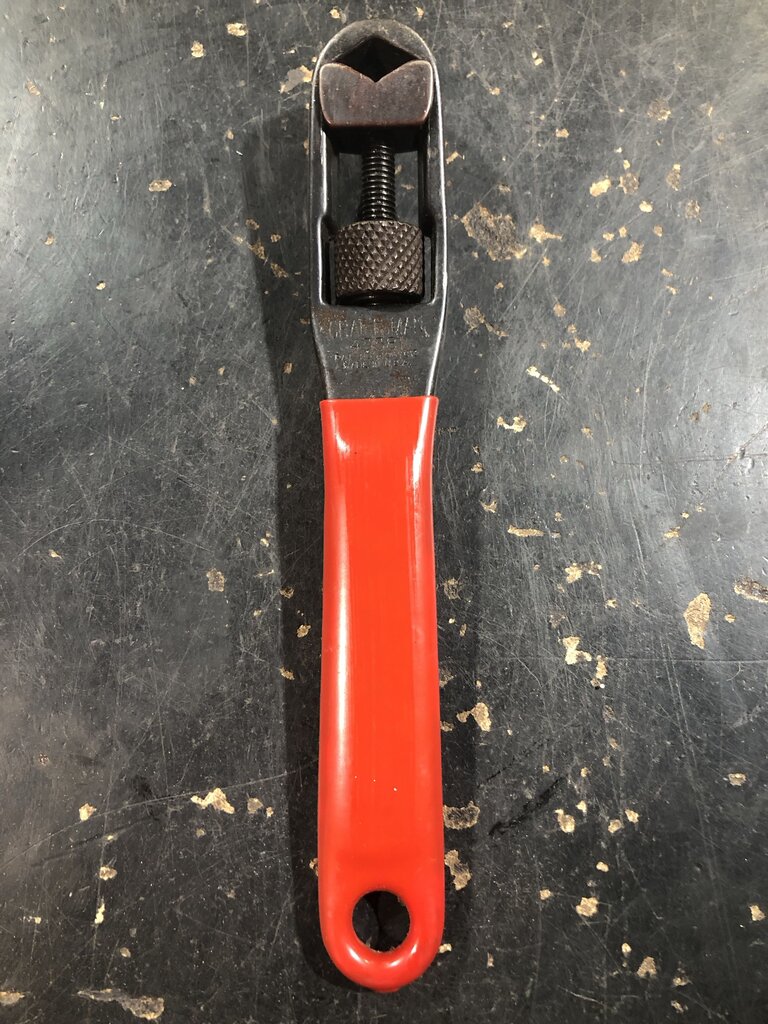 Reversible Adjustable Box End Wrench