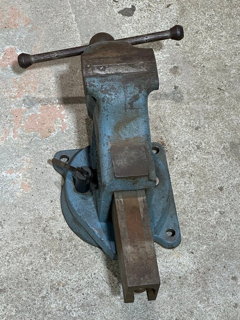 Heavy Duty Swivel Bench Vise