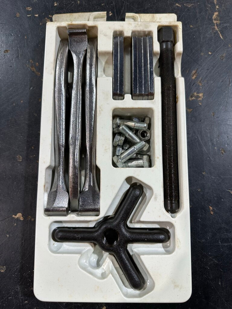 Mechanical Grip-O-Matic Puller