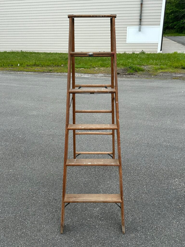 Heavy-Duty Wooden Step Ladder