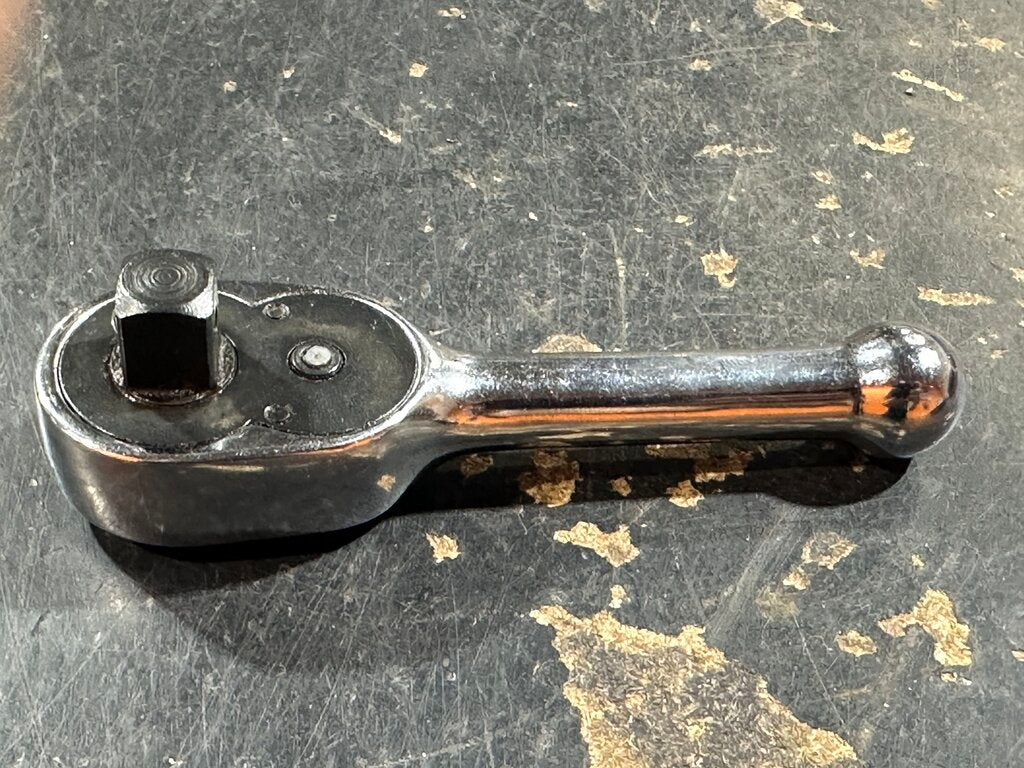 Stubby Handle Ratchet
