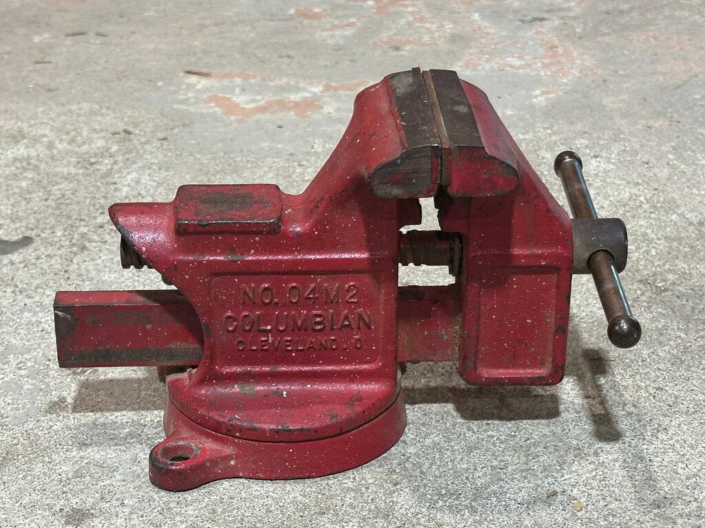 Swivel Bench Vise