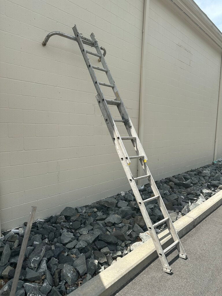 Aluminum Extension Ladder