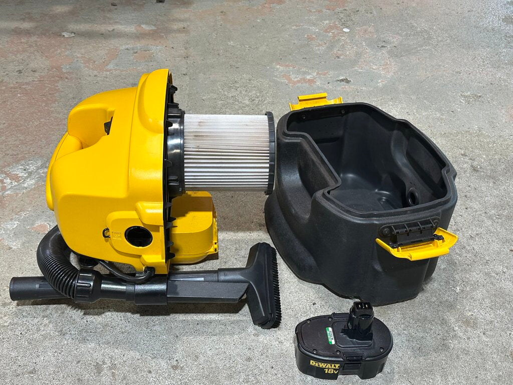 Corded/Cordless Wet/Dry Shop Vacuum