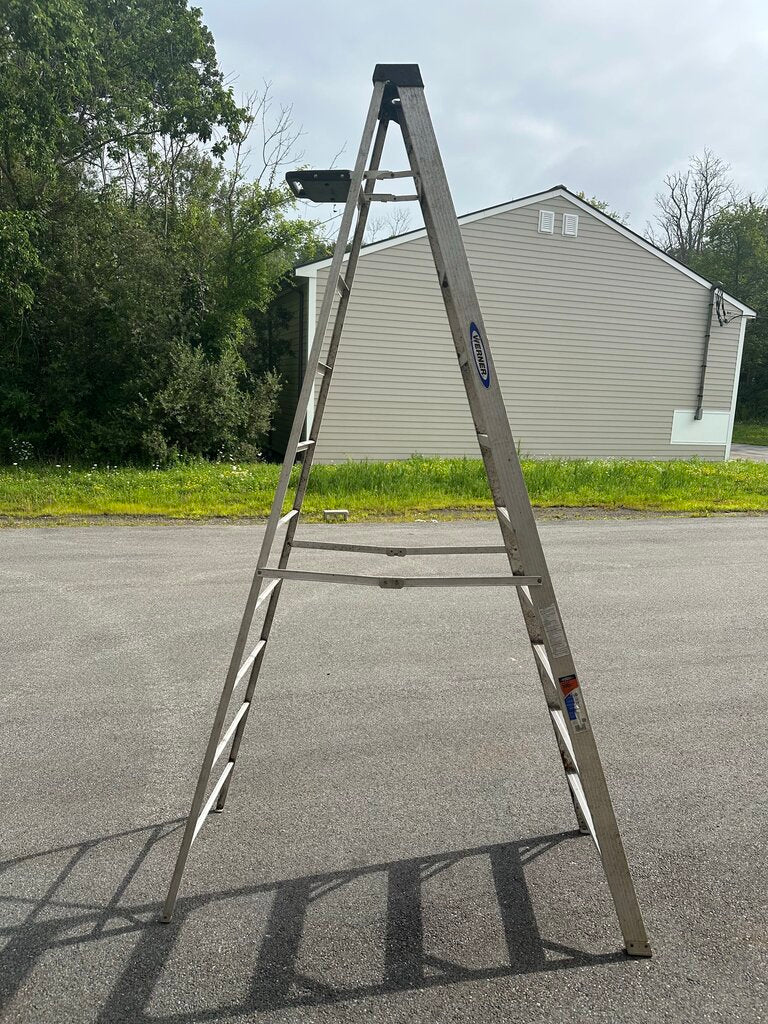 Aluminum Step Ladder