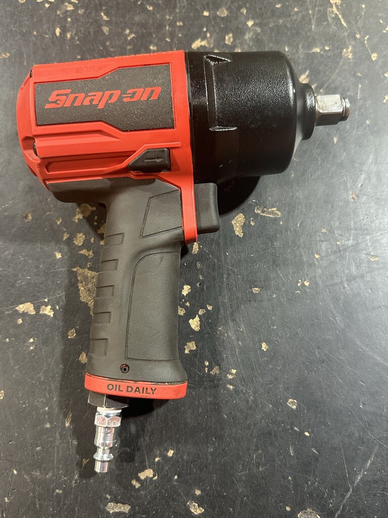 Pneumatic Impact Wrench