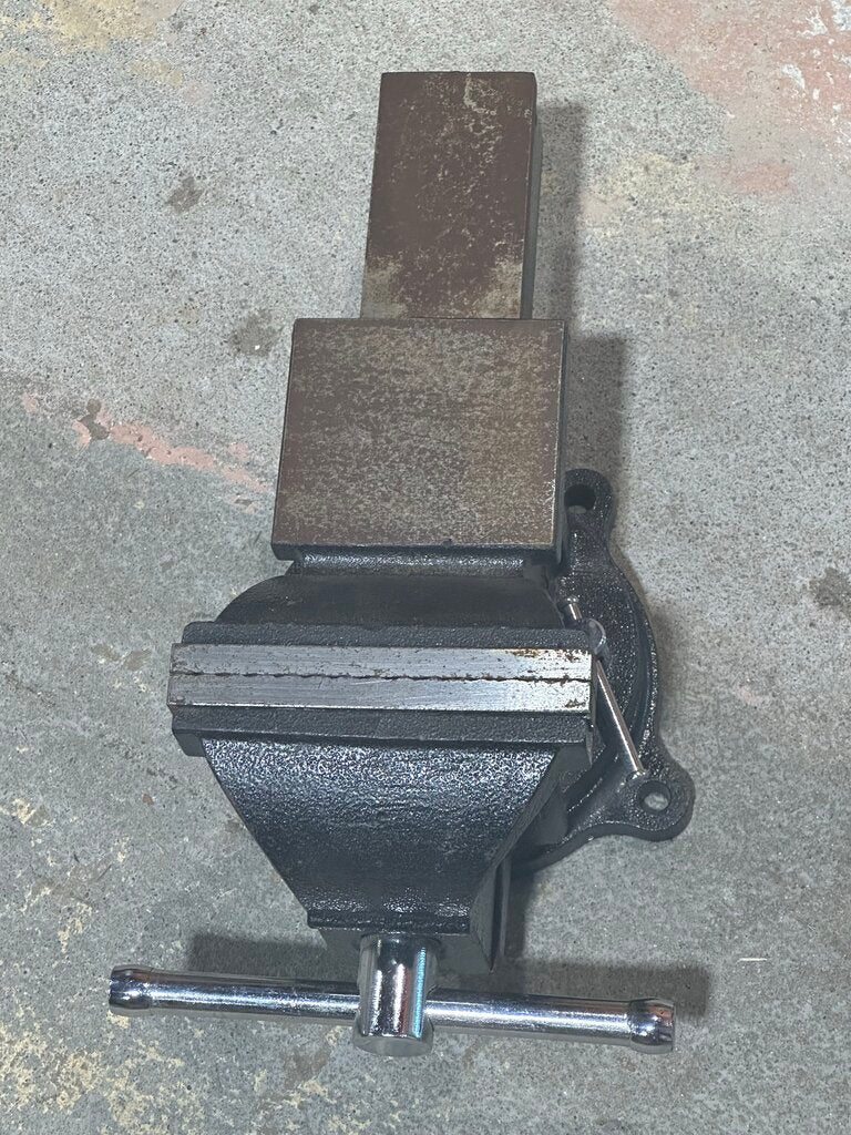 Heavy-Duty Bench Vise with Swivel Base