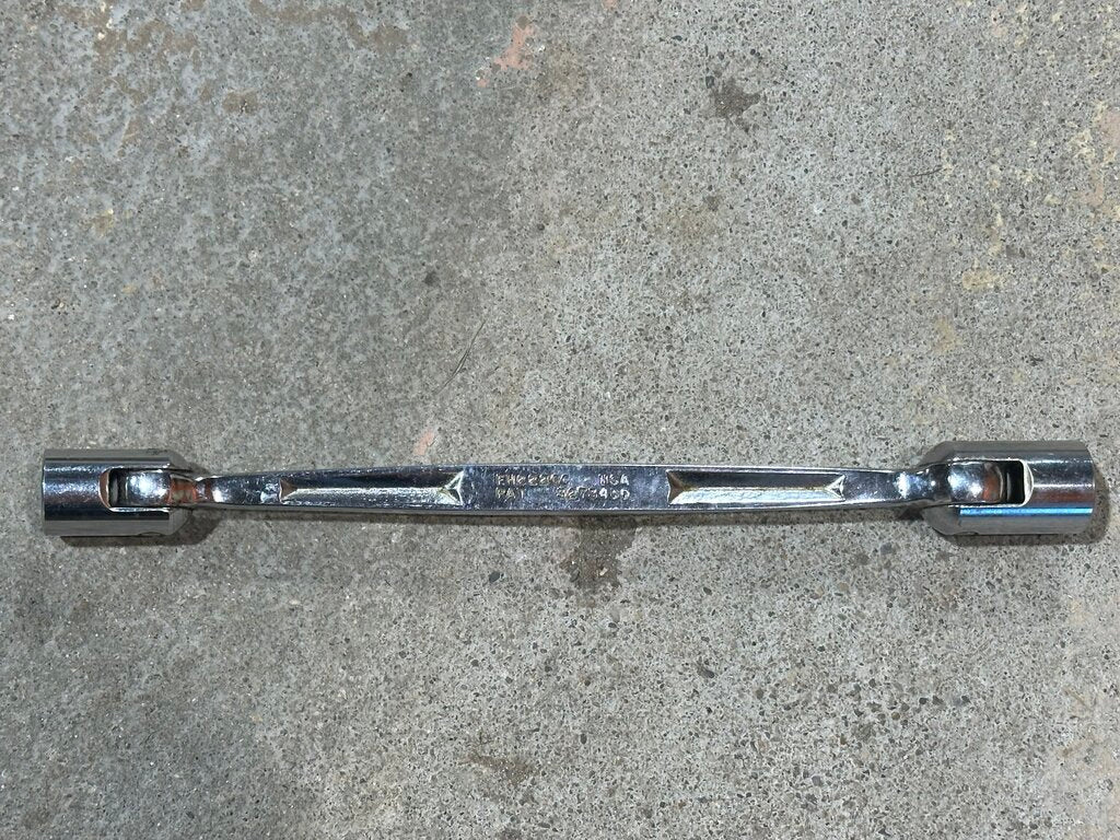 Double Flex Head Socket End Wrench