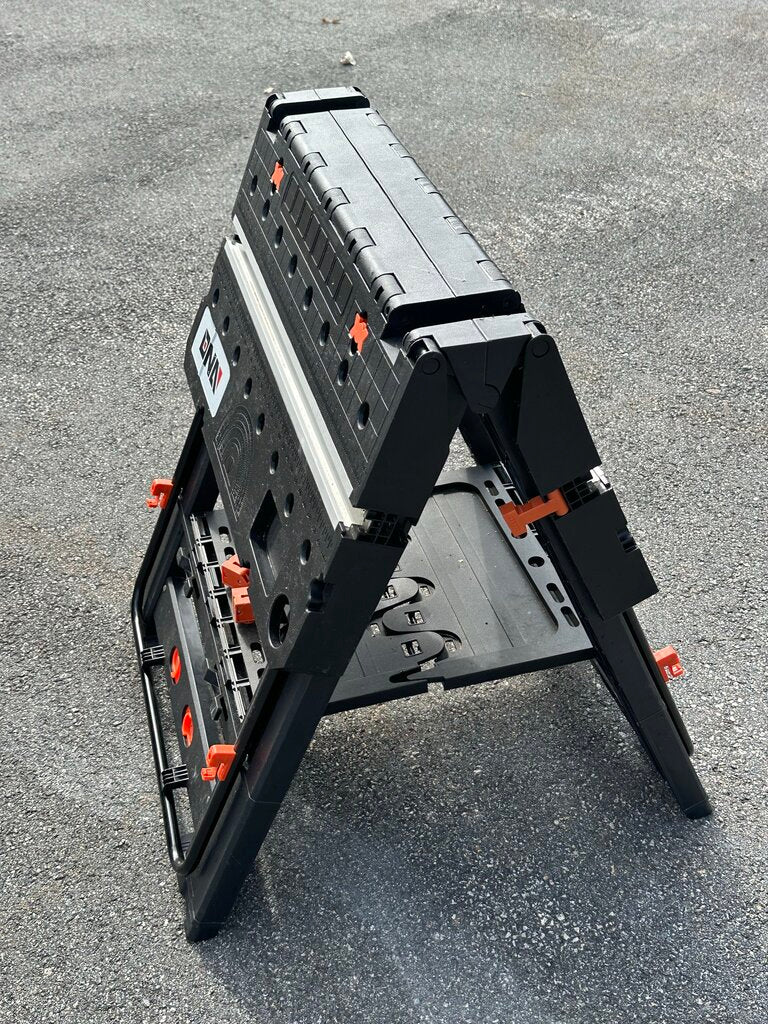 Folding Workbench / Sawhorse Work Table
