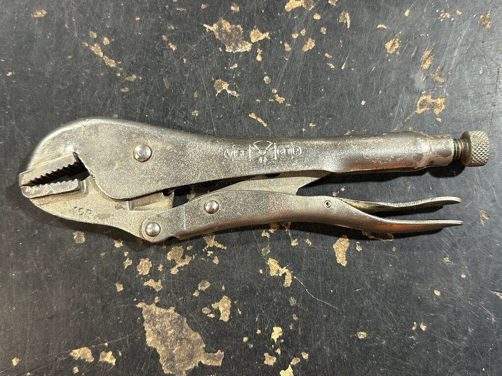 Straight Jaw Locking Pliers