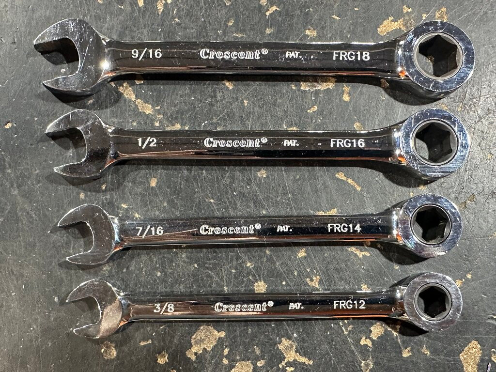 Cam-Ratcheting Wrench Set