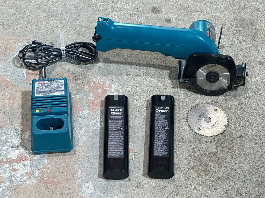 Cordless Mini Circular Saw Kit