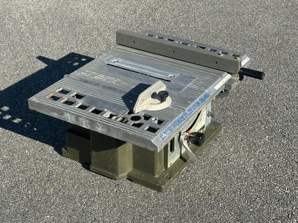 Benchtop Table Saw