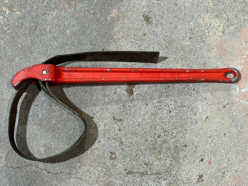 Strap Wrench