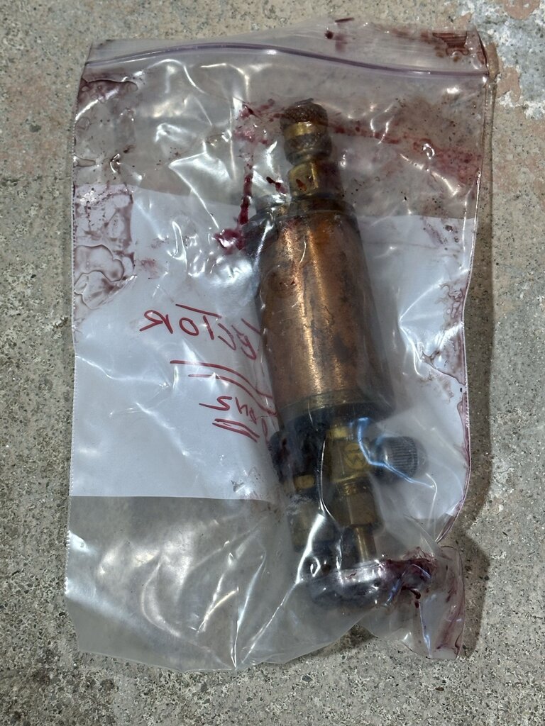 Vacuum Oil Injector With Brass Valve Assembly & Additional Injector