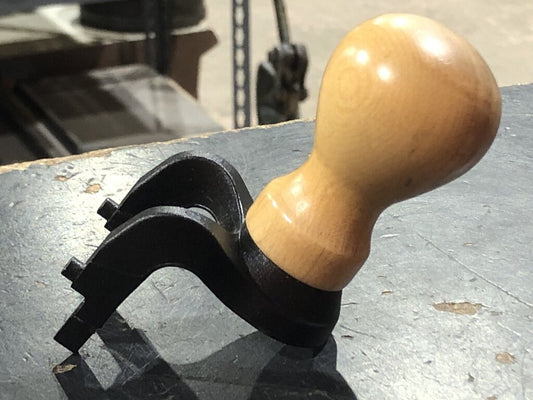 Ball Tail & Knob, Low, Size: Angle