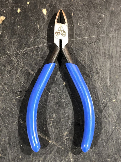 Diagonal Cutting Pliers